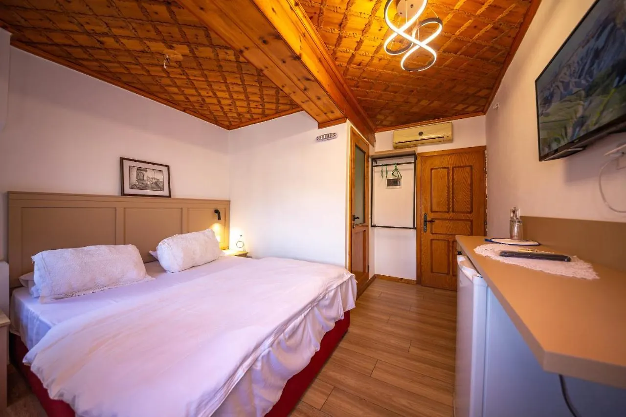 Bed And Breakfast Kotoni Gjirokastër 3*,