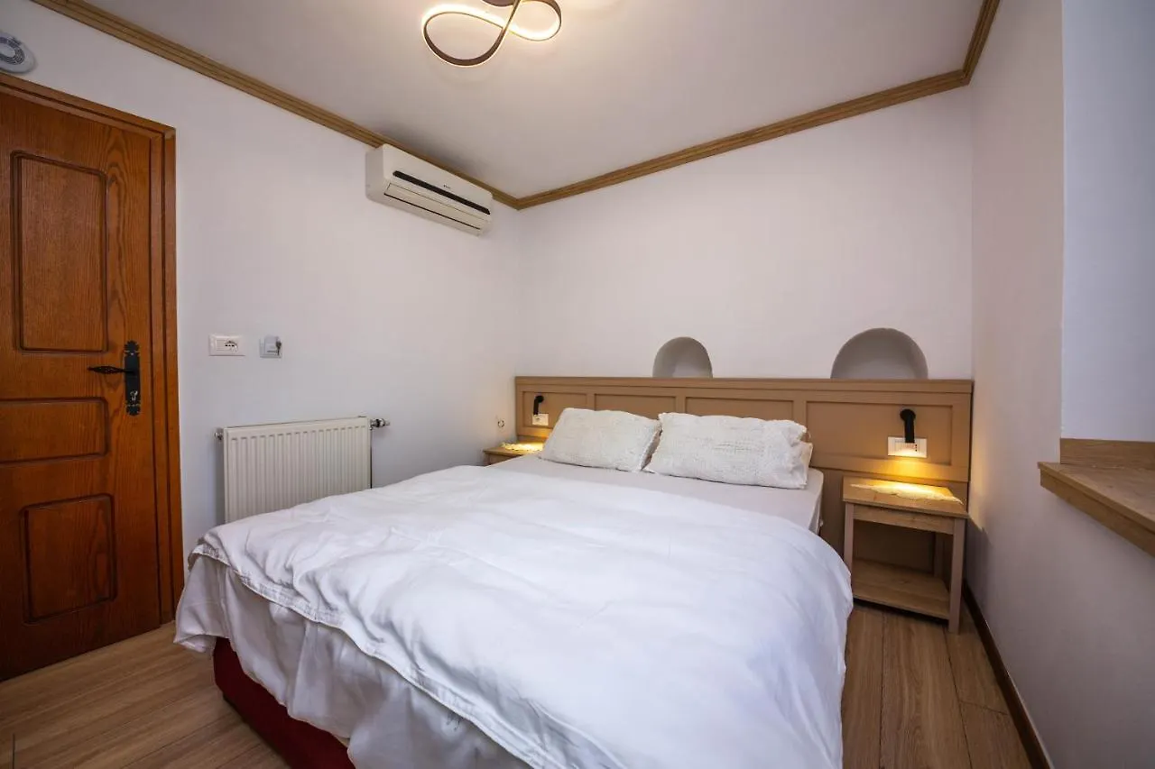 Bed And Breakfast Kotoni Gjirokastër