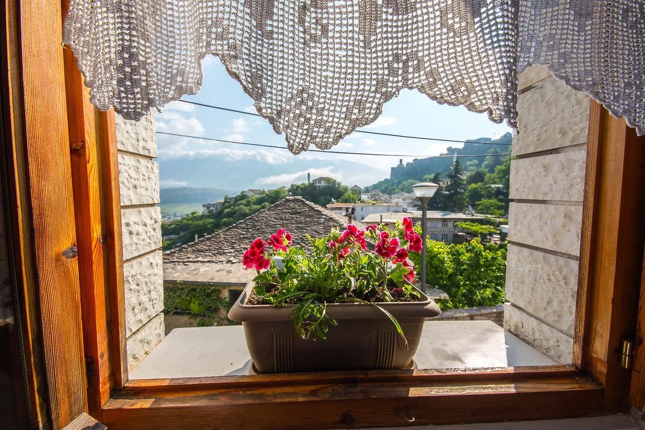 Bed And Breakfast Kotoni Gjirokastër 3*,  Albanie
